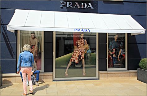 prada roemond|mcarthurglen prada.